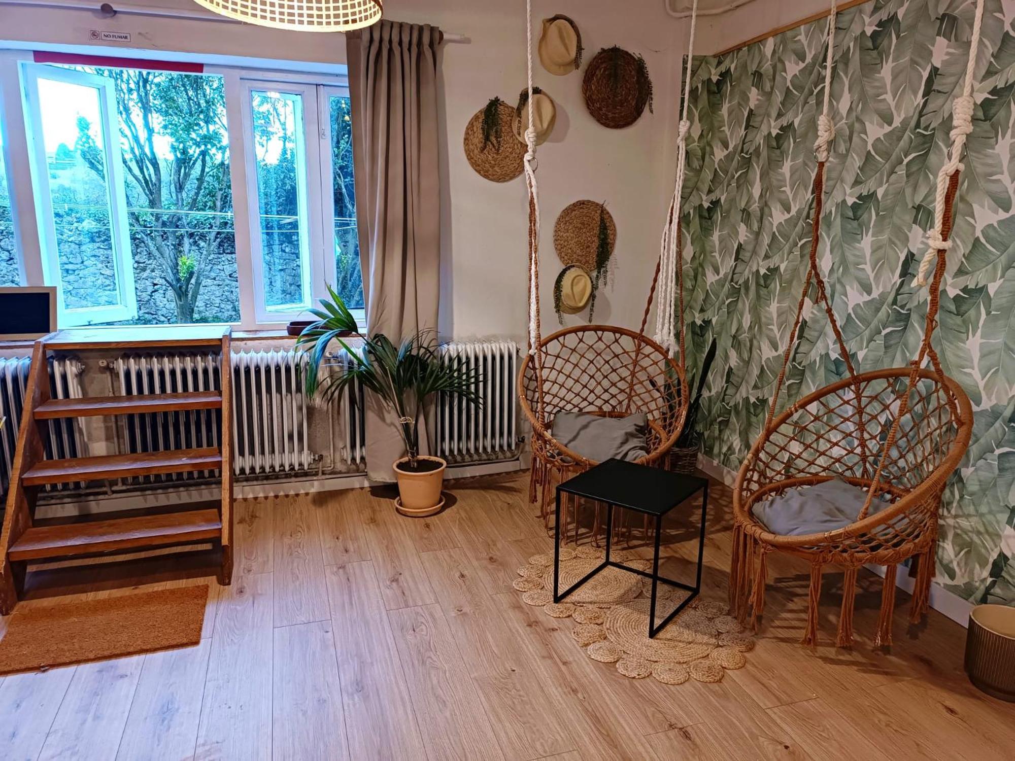 Hostel Nomada サン・ビセンテ・デ・ラ・バルケラ エクステリア 写真