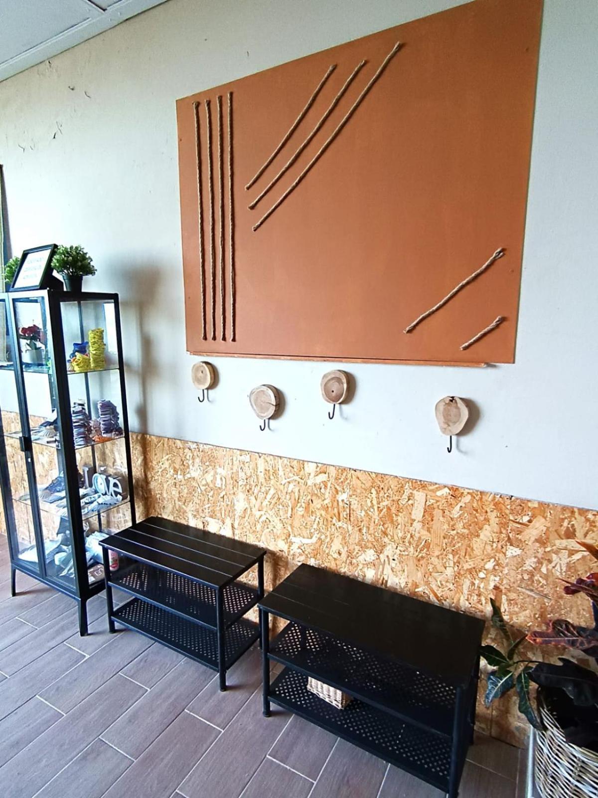 Hostel Nomada サン・ビセンテ・デ・ラ・バルケラ エクステリア 写真